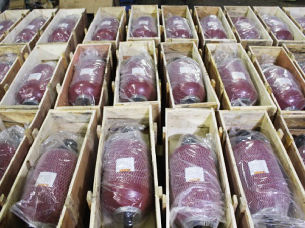 皮囊式蓄能器使用在哪些方面用途？